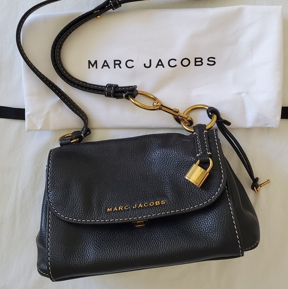 marc jacobs mini boho grind